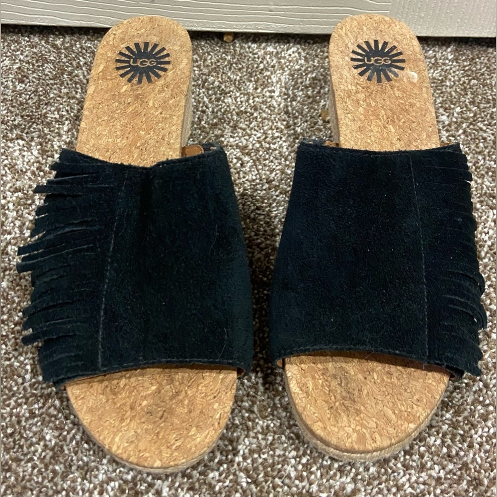 UGG Women’s Danes Sandals Size 6 US Black Suede Espadrille Wedge Fringe Cork